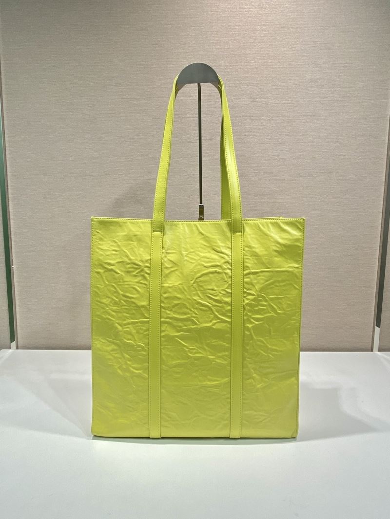 Pra*a tote bags